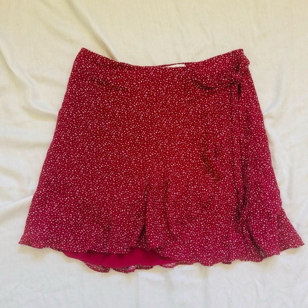 (NEW) Abercrombie & Fitch Red Mini Skirt - Picture 4 of 7